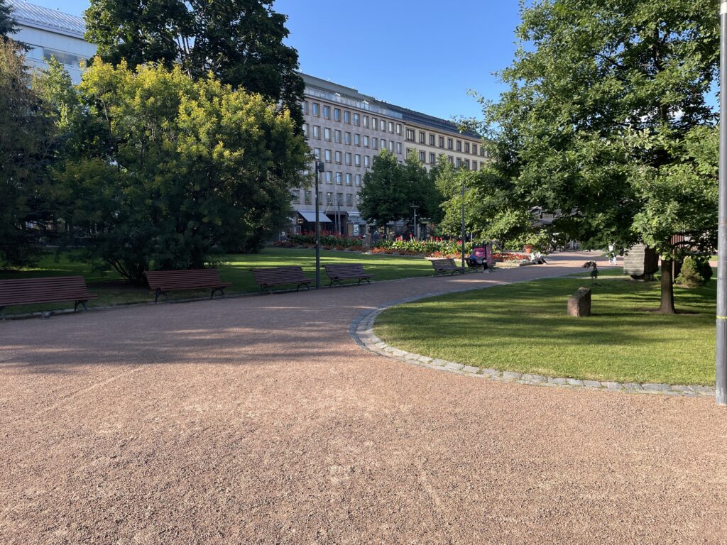 Jyväskylän kirkkopuisto.